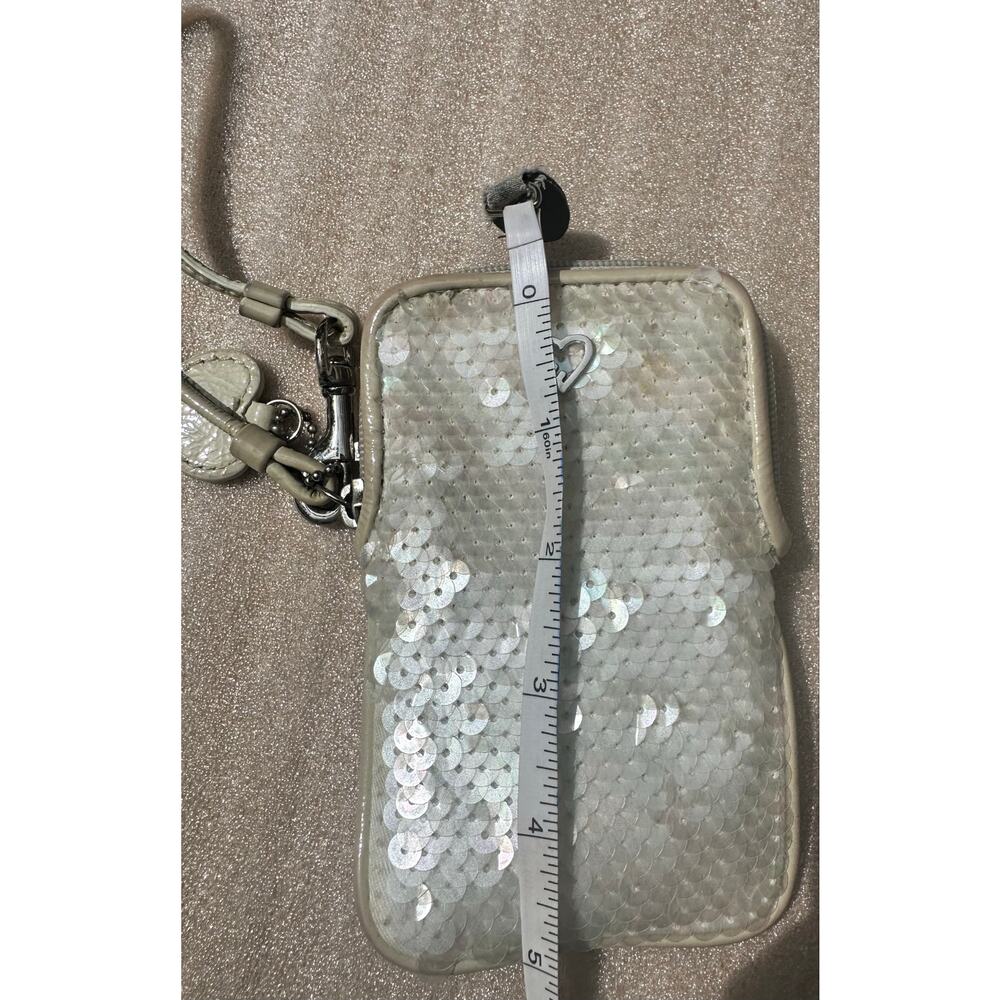 Coach Poppy Vintage Cream Iridescent Sequin Wristlet Mini Wallet Card Case Charm - Picture 8 of 9